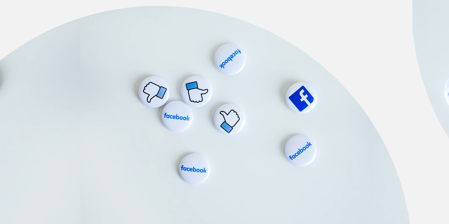 What are the benefits of Facebook advertising?